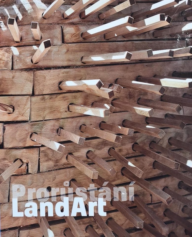 Prorůstání – od země k zemi