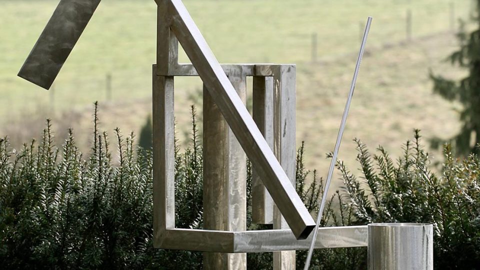 Odhalení díla Rudolfa Valenty v zahradách GASK